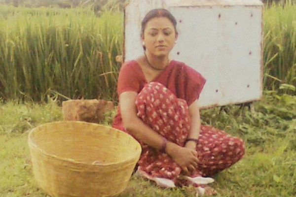 இந்த போட்டோவில் இருப்பது யார் தெரியுமா? சின்னத்திரையில் இப்போது முன்னணி நடிகை தான் | Baakiyalakshmi Suchitra Young Age Photo