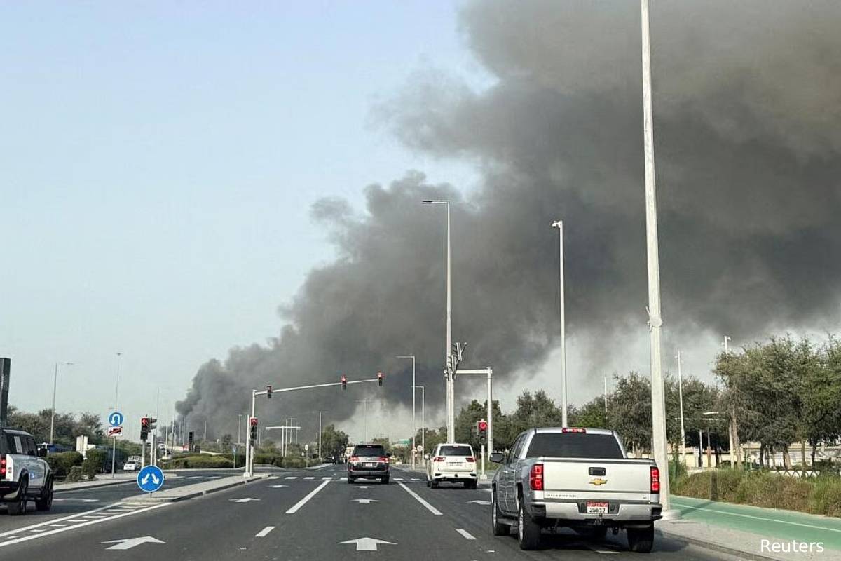 ஈரான் போர்: அபுதாபியில் ஐந்து இந்தியர்கள் காயம் | 5 Indians Injured In Abu Dhabi Iran Missile Attack