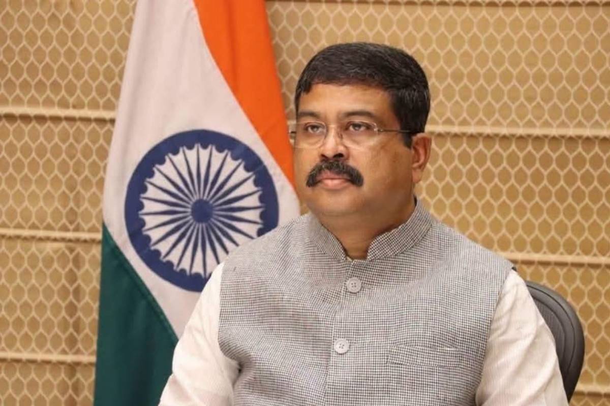 எதிர்ப்புக்கு பணிந்த அரசு - ராஜினாமாவை அறிவித்த தர்மேந்திர பிரதான் | Dharmendra Pradhans Resigns Amid Cjp Protests
