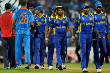 ලංකාව වෙනුවෙන් ක්‍රිකට් තරු රැසක් එක්වෙමින් සමාජ මාධ්‍ය කලබයි...(PHOTOS)