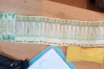 நுவரெலியாவில் பெருந்தொகை பணத்துடன் பிடிபட்ட இளம் போதை வியாபாரி ; தீவிரமாகும் விசாரணை