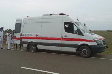 ஊடகவியலாளர் மீது தாக்குதல் முயற்சி மேற்கொண்ட நோயாளர் காவுகை வண்டி சாரதி(Video)