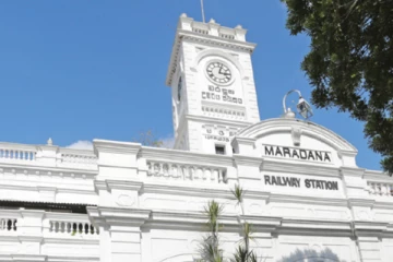 மருதானை ரயில் நிலையத்தில் பயணச்சீட்டு விநியோகம் இடைநிறுத்தம்