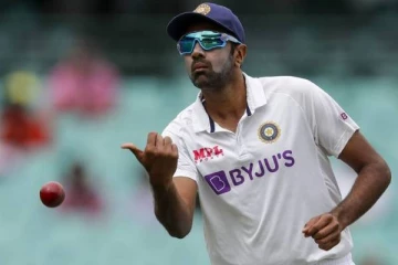 சிறந்த டெஸ்ட் ஆல்ரவுண்டர்கள் பட்டியலில் தமிழக வீரர் அஷ்வின்