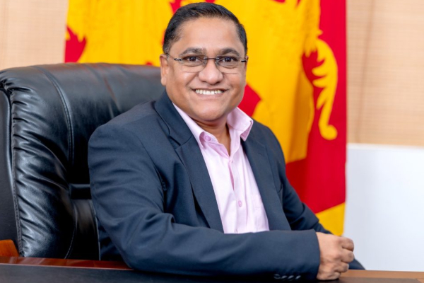 ජනපති, අගමැති ඇතුළු මාලිමා ඇමතිවරුන්ගේ වත්කම් තොරතුරු ටික මෙන්න | Asset Details Of Including President Pm Now Public
