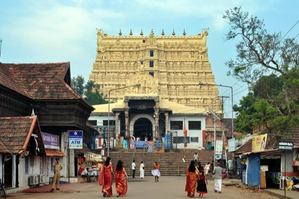 கோவில்களில் குவியும் கோடிகள் - இந்தியாவில் அதிக சொத்து வைத்துள்ள கோவில்கள் | Top 10 India Richest Temples And Networth