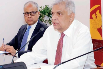 ரணிலின் ஆளுமையால் சரியான பாதையில் செல்லும் இலங்கை