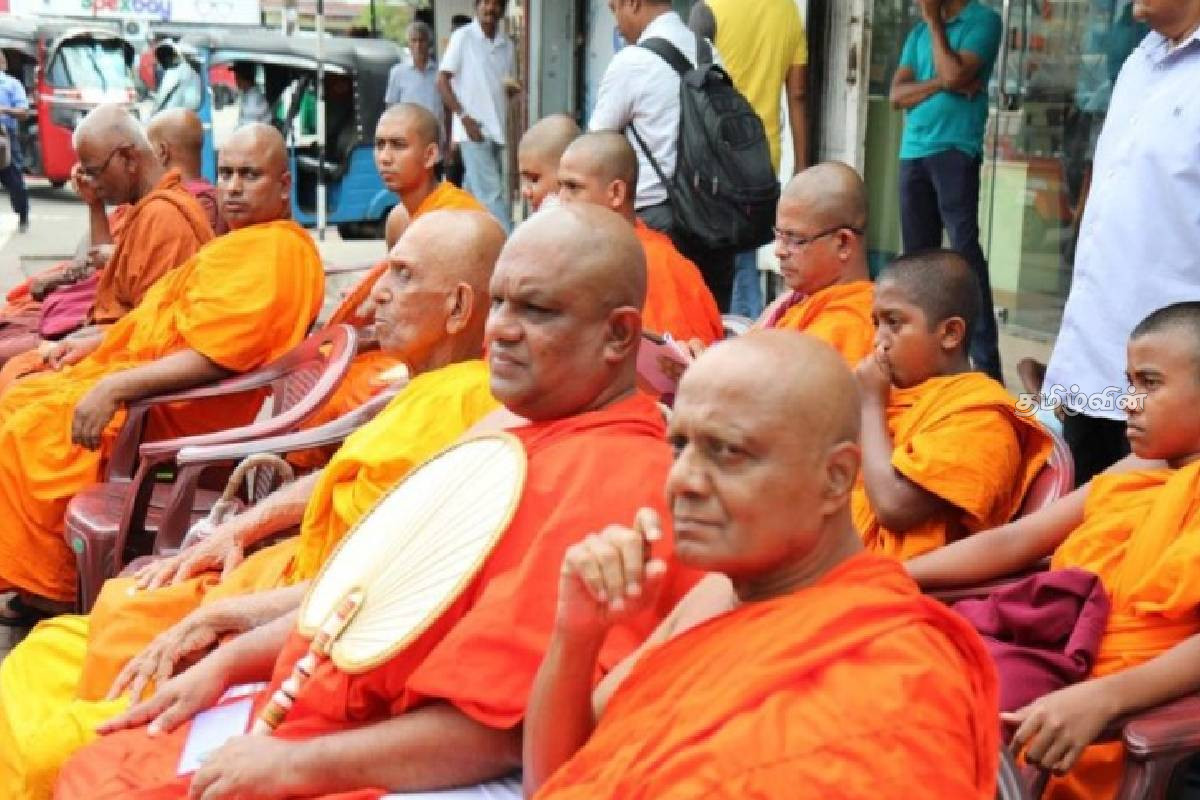 சுரேஷ் சலே கைதுக்குக் கூட்டு எதிரணி கடும் கண்டனம்: ஒரு இலட்சம் கையொப்பம் திரட்டும் போராட்டம் ஆரம்பம்! | Joint Opposition Suresh Saleh S Arrest