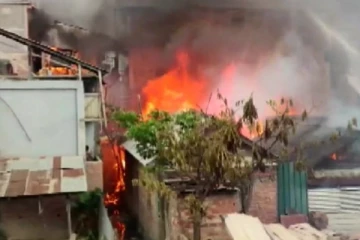 மீண்டும் வெடித்த கலவரம் - மாநிலம் முழுவதும் ஊரடங்கு!