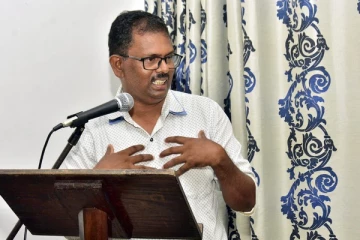 இன்னுமொரு இந்திய - இலங்கை ஒப்பந்தம் வேண்டும்: ஆய்வு மாநாட்டில் திலகர் கோரிக்கை