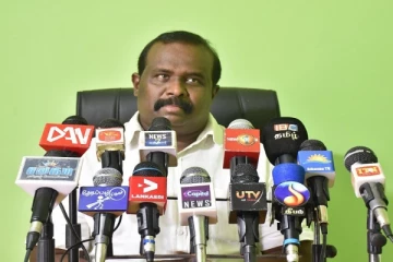 அரசு மக்களின் பிரச்சினைகளுக்கு செவிசாய்க்க வேண்டும் - செல்வம் அடைக்கலநாதன்