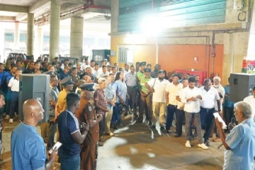පෑලියගොඩ මැනිං වෙළඳපොළේදී “පිරිසිදු මැනින්” වැඩසටහන දියත් කෙරේ
