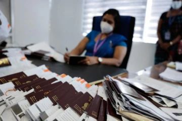இரு நாடுகளுக்கு பெண்களின் விசாக்கள் நிறுத்தம்!
