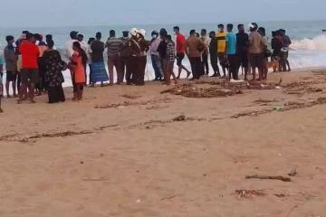 கடற்கரைக்குச் சென்ற ஒரே குடும்பத்தைச் சேர்ந்த இருவர் உட்பட மூவர் மாயம்!