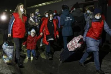 துயரமும் கவலையும் நிறைந்த முகங்களுடன் வெளியேறும் மக்கள்!