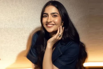 டாப் ஹீரோவுடன் இணையும் ருக்மிணி வசந்த்.. முதல் முறையாக கைகோர்க்கும் ஜோடி