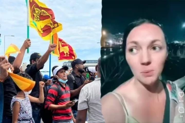 காலி முகத்திடல் போராட்டம்;  இலங்கை மக்களைப் பாராட்டிய வெளிநாட்டு யுவதி!