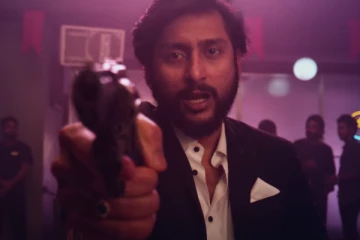 RJ பாலாஜியின் 'ஹேப்பி எண்டிங்' டீஸர்! 3 நிமிட வீடியோவில் இவ்ளோ டபுள் மீனிங் வசனங்களா