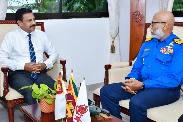 இந்திய கடற்றொழிலாளர்களின் அத்துமீறிய நடவடிக்கை! விசேட கண்காணிப்பில் கடற்படை | Offenses By Indian Fishermen இந்திய கடற்றொழிலாளர்களின் அத்துமீறிய நடவடிக்கை! விசேட கண்காணிப்பில் கடற்படை | Offenses By Indian Fishermen