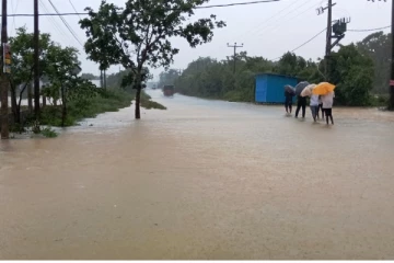 வடக்கில் தீவிரமாகும் மழை ; கிளிநொச்சியில் தாழ் நிலப்பகுதிகள் வெள்ளத்தில்