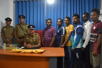 தமிழர் பகுதியில் பொலிஸாரின் சுற்றிவளைப்பில் பெண் உட்பட பலர் கைது(video)