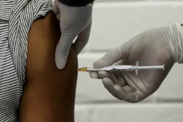 புற்று நோயாளிகளுக்கு கோவிட் தடுப்பூசி வழங்கப்படாது