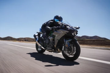 ''මෝටර්බයික් ලෝකයේ සුපිරි වෙනසක්'' - 2027 Kawasaki Ninja H2 නව මුහුණුවරකින් එළිදකී