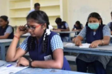 கும்பகோணத்தில் 7 மாணவர்களுக்கு கொரோனா : பதற்றத்தில் பெற்றோர்கள்