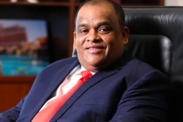 ධම්මික පෙරේරා රටම හෙල්ලෙන්න කරපු අලුතම වැඩේ...