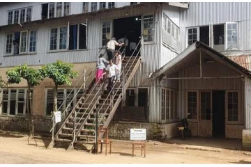 வாக்காளர்களுக்கு சிரமத்தை ஏற்படுத்திய வாக்களிப்பு நிலையம்