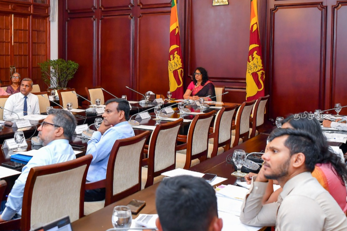 முகாம்களில் உள்ளவர்களுக்கு நிரந்தர தீர்வு வேண்டும்! ஹரிணி அமரசூரிய வலியுறுத்தல் | Harini Amarasooriya S Insistence