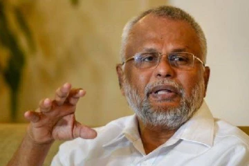 யாழில் மீனவர்கள் போராட்டத்தில் நடந்தது என்ன?  சீறிய  அமைச்சர் டக்ளஸ்!