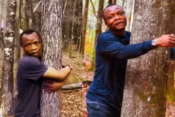 ஒரு மணி நேரத்தில் 1123 மரங்களை கட்டி அணைக்க முடியுமா? உலக சாதனை படைத்த இளைஞன்