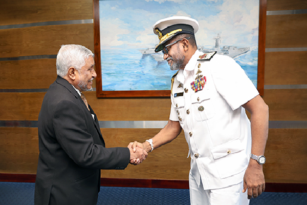மாலைதீவு உயர்ஸ்தானிகரை சந்தித்த இலங்கை கடற்படைத் தளபதி | Sl Navy Commander Met Maldives High Commission