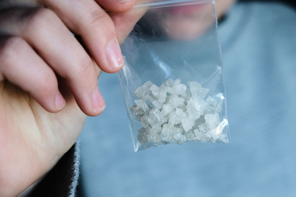 போதைப்பொருள் தொடர்பில் கல்வி அமைச்சர் அதிரடி நடவடிக்கை! | Education Minister Takes Action On Drugs