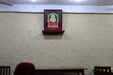 ஆளுநரின் பணிப்புரையில் மீண்டும் பொருத்தப்பட்ட ஆறுமுக நாவலரின் திருவுருவப்படம்