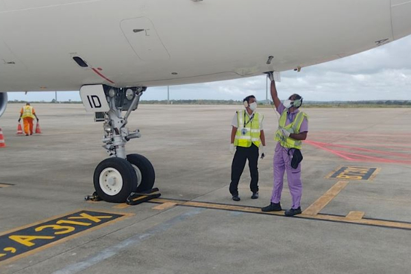 ශ්‍රීලංකන්- කටාර් එයාර්වේස් ගුවන් යානයක ..... | Srilanka Airprost