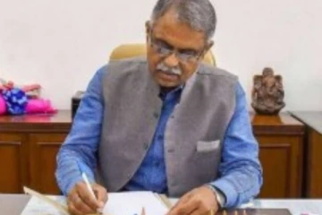 மோடியின் ஆலோசகர் திடீர் ராஜினாமா: பின்னணி என்ன?