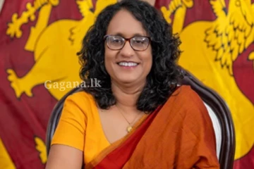 අගමැතිනියගෙන් පුදුම හිතෙන.. ඉතිහාසගත මනාප වාර්තාවක් මෙන්න..