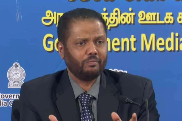 நாளை மாலை கரையைக் கடக்கவுள்ள தாழமுக்கம் : வெளியான அறிவிப்பு | Deep Depression 300 Km From Pottuvil Epicenter நாளை மாலை கரையைக் கடக்கவுள்ள தாழமுக்கம் : வெளியான அறிவிப்பு | Deep Depression 300 Km From Pottuvil Epicenter