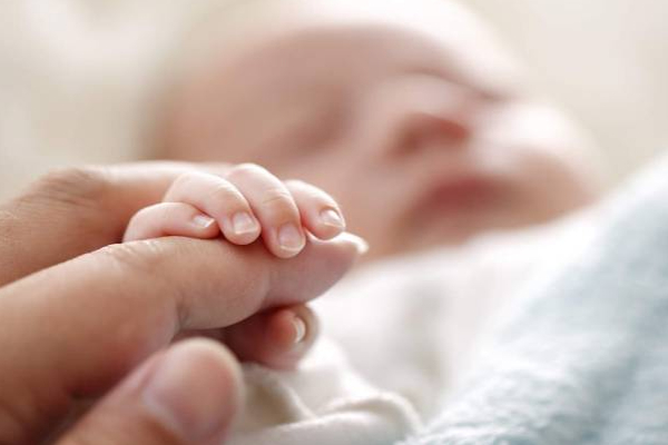 இலங்கையில் குழந்தைகள் பிறப்பு வீதம் பாரிய வீழ்ச்சி! | Drop In The Birth Rate Of Children In Sri Lanka