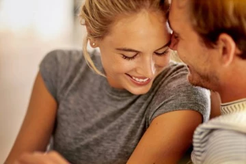 மனைவியை எப்பொழுதும் மகிழ்விக்க என்னென்ன செய்யலாம்?