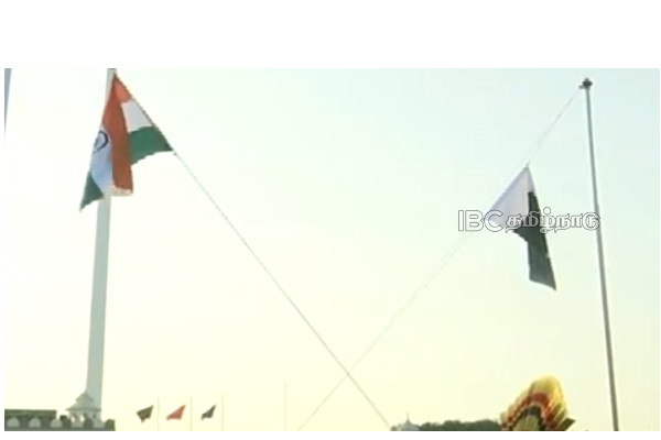 attari-wagah-border-flag-punjab-republic-day-2023