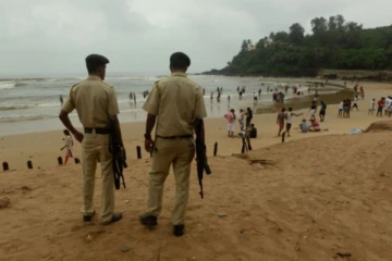 கோவாவில் மசாஜ் என்ற பெயரில் பிரித்தானிய பெண்ணுக்கு காதலன் கண்முன் நடந்த பயங்கரம்!