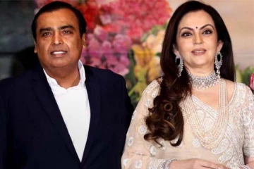 இந்தியாவில் இருந்து வெளியேறுகிறாரா முகேஷ் அம்பானி: காரணம் என்ன?