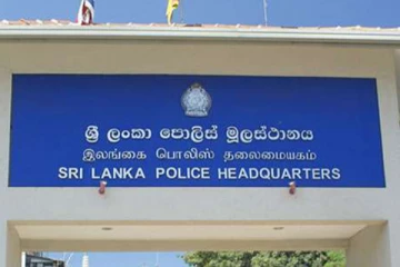 පොලීසියේ මුල් පුටුවට තුන්කොන් සටනක්..