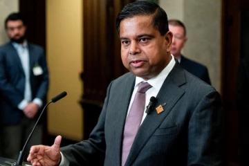 கனடிய அரசாங்கத்தின் சார்பில் மன்னிப்பு கோரிய அமைச்சர் கெரி ஆனந்தசங்கரி