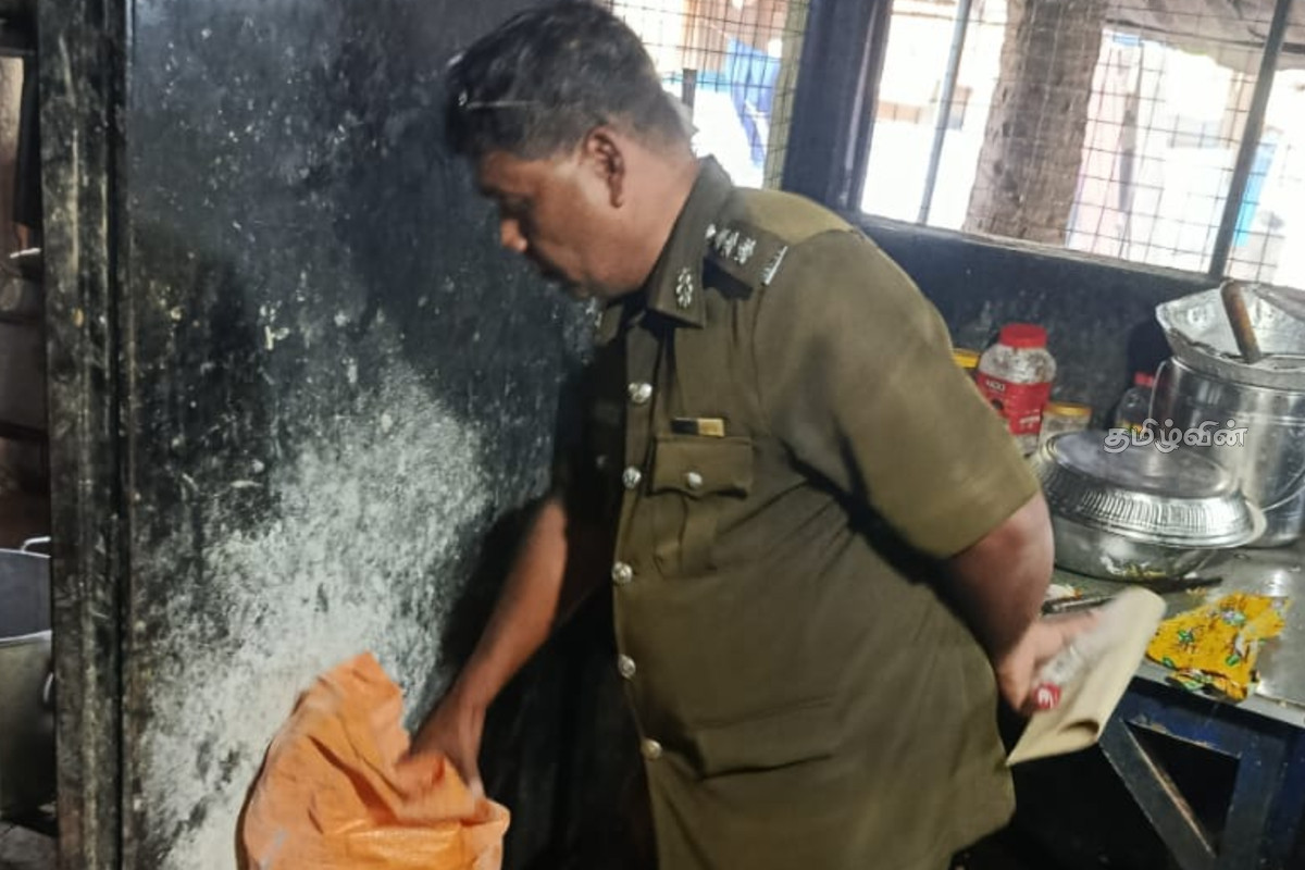 மட்டக்களப்பில் சுகாதார விதிமுறைகளை மீறிய உணவகத்திற்கு பூட்டு: நீதிமன்றம் உத்தரவு | Restaurant In Batticaloa Locked Down