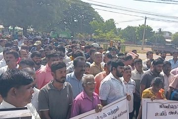 கிளிநொச்சியில் அடுத்தடுத்து வாள் வெட்டு சம்பவங்கள் - போராட்டத்தில் குதித்த வர்த்தகர்கள்