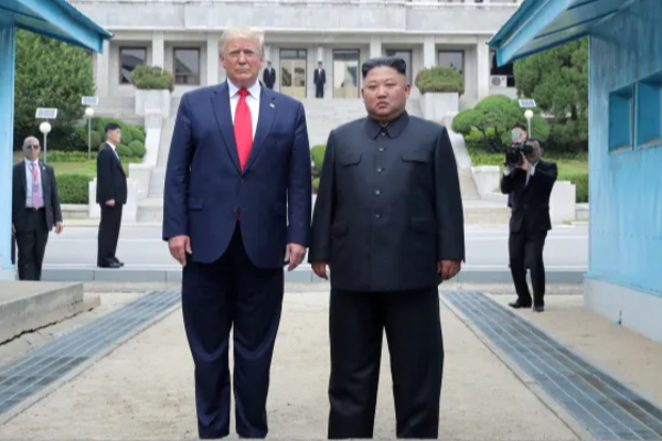 கிம் ஜொங்-உனை சந்திக்க காத்திருக்கும் ட்ரம்ப் | Trump Looking Forward To Meeting Kim Jong Un